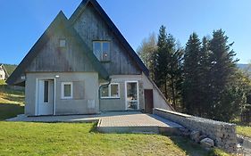 Chaloupka na vršku
